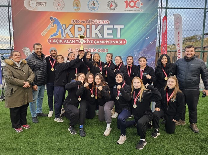 Spor Lisesi Kriket Türkiye Şampiyonu oldu
