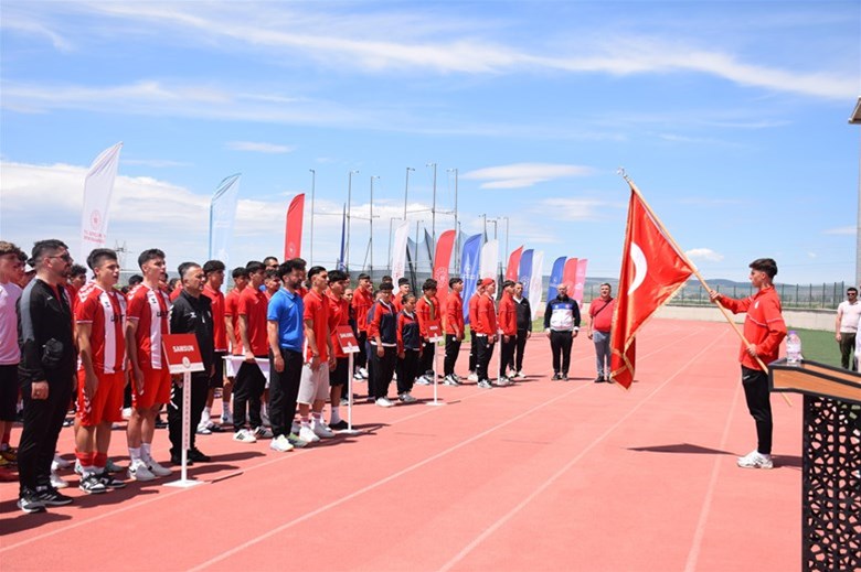 Afyonkarahisar, Okul Sporları Futbol Gençler Türkiye Birinciliği Heyecanına Ev Sahipliği Yapıyor
