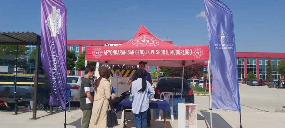 2025 YKS Sınavlarında GSB Afyonkarahisar Gençlik Merkezlerinden Öğrencilere ve Velilere Destek