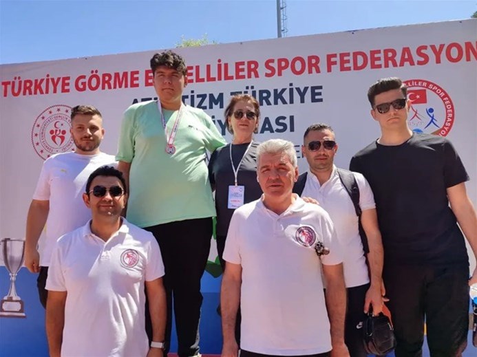 Engelliler Gençlik ve Spor Kulübü, Türkiye Görme Engelliler Atletizm Şampiyonası’ndan Madalyalarla Döndü