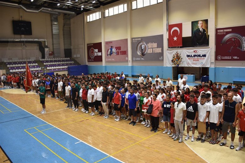  Afyonkarahisar Anadolu Yıldızlar Ligi Futbol Müsabakalarına Ev Sahipliği Yapıyor