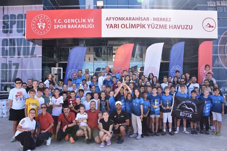 4. Bölge 3. Final Etabı Triatlon Yarışları Afyonkarahisar’da 95 Sporcunun Katılımıyla Tamamlandı