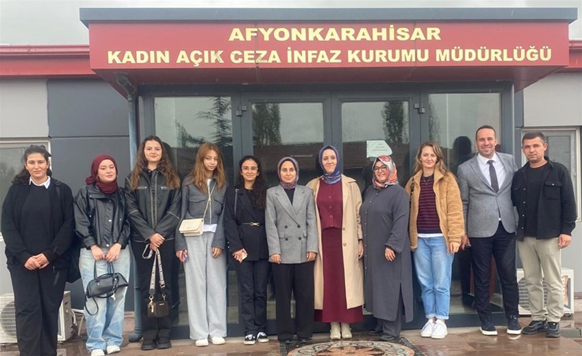  Afyonkarahisar Gençlik ve Spor İl Müdürlüğü’nden Anlamlı Etkinlik: Kadın Mahkûmlar ve Çocuklarla Dayanışma Buluşması