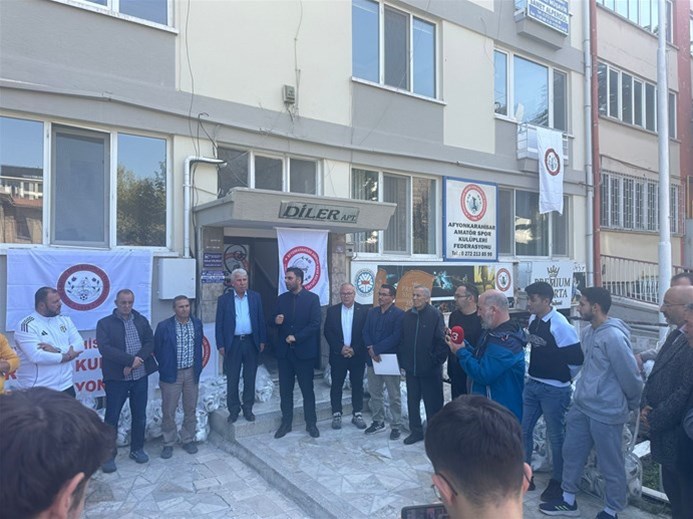  Afyonkarahisar’da Amatör Spor Kulüplerine Destek Eli Uzandı