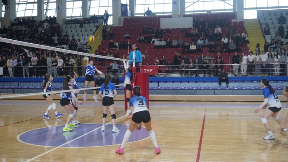 Okul Sporları Yıldız Kızlar Voleybol Müsabakası Afyonkarahisar’da Sona Erdi