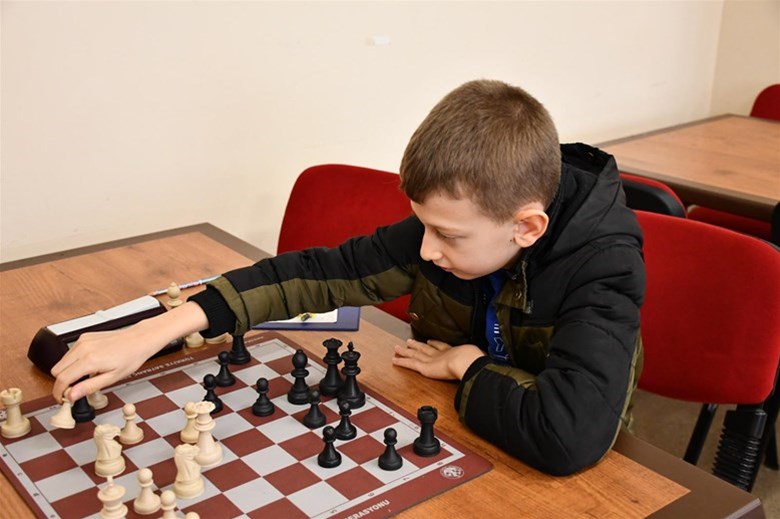 Afyonkarahisar’da Yarıyıl Satranç Turnuvası Tamamlandı