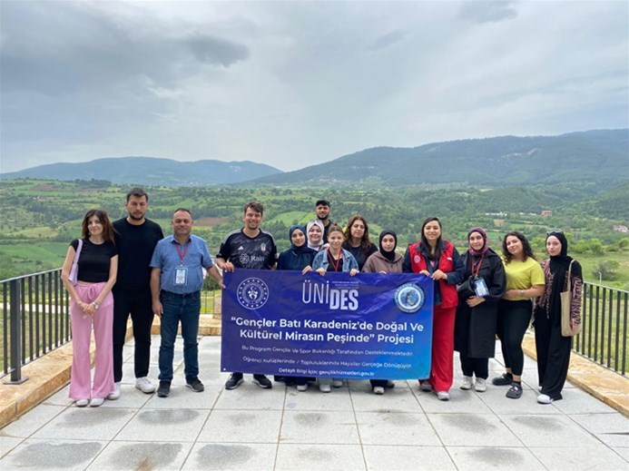 Afyonkarahisar Gençlik ve Spor İl Müdürlüğü ÜNİDES Gençlerinin Projelerine Destek Olmaya Devam Ediyor