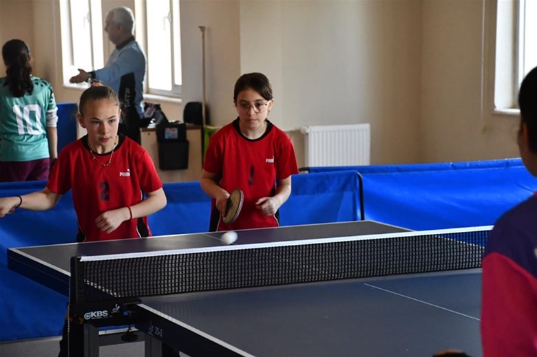 Okul Sporları Masa Tenisi Küçük Kızlar Müsabakaları Tamamlandı